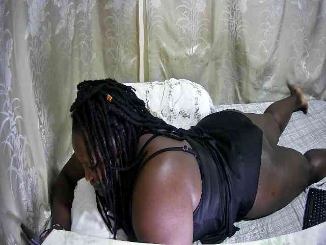 chubby-cherry webcam