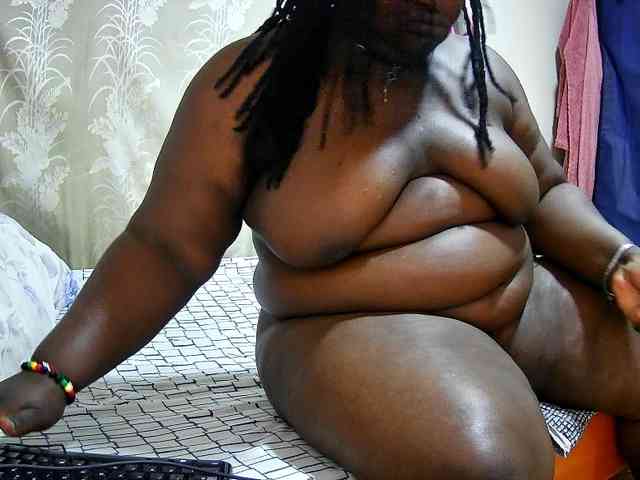 chubby-cherry webcam