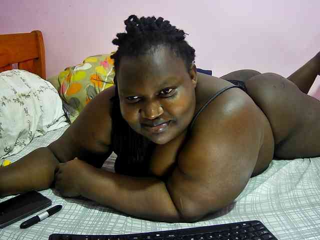chubby-cherry webcam
