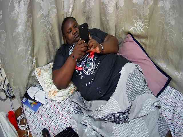 chubby-cherry webcam