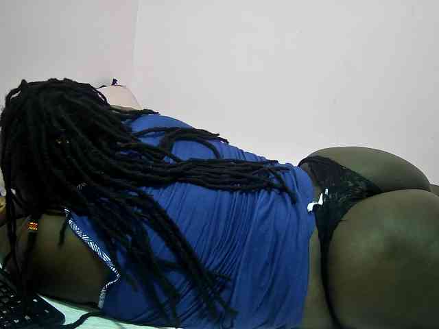 chubby-cherry webcam