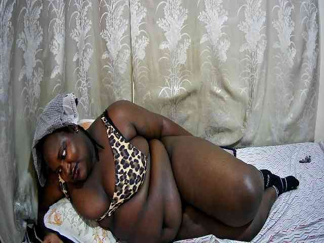 chubby-cherry webcam