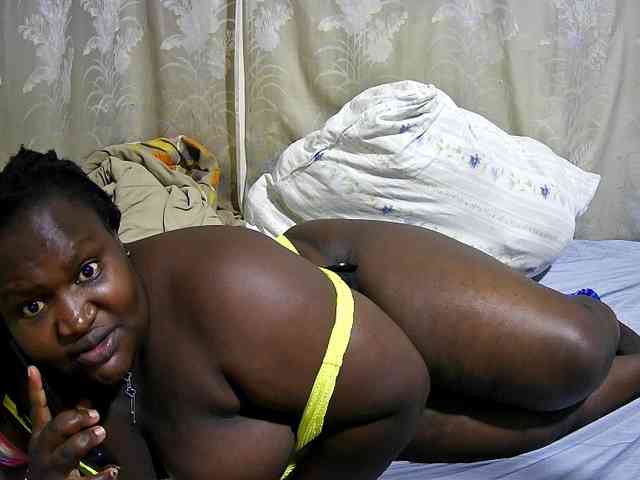 chubby-cherry webcam