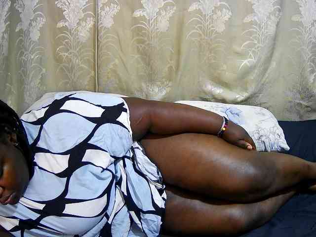 chubby-cherry webcam