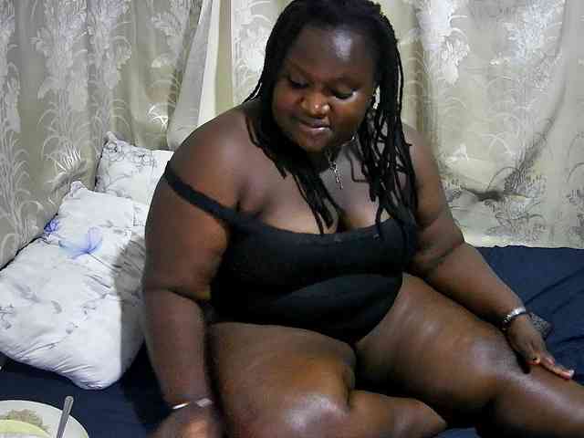 chubby-cherry webcam