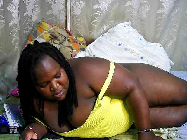 chubby-cherry webcam