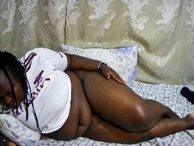 chubby-cherry webcam