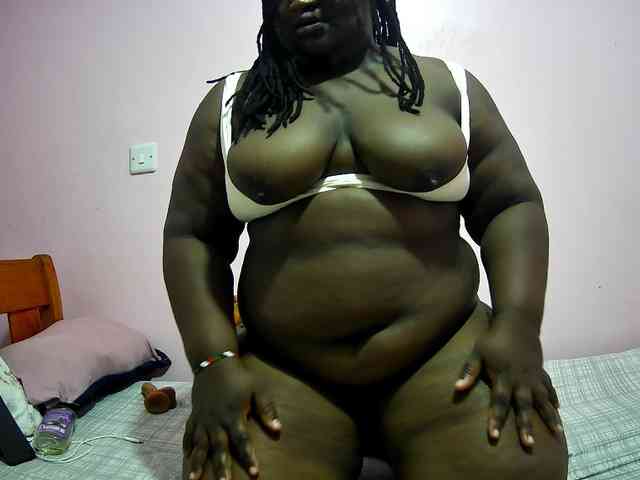 chubby-cherry webcam