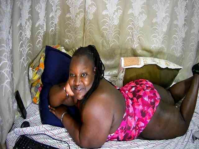 chubby-cherry webcam