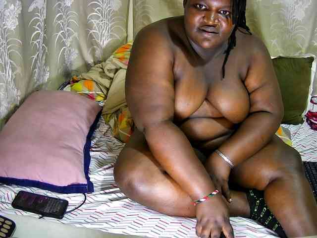 chubby-cherry webcam