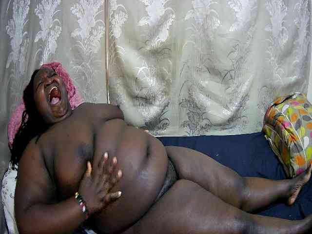 chubby-cherry webcam
