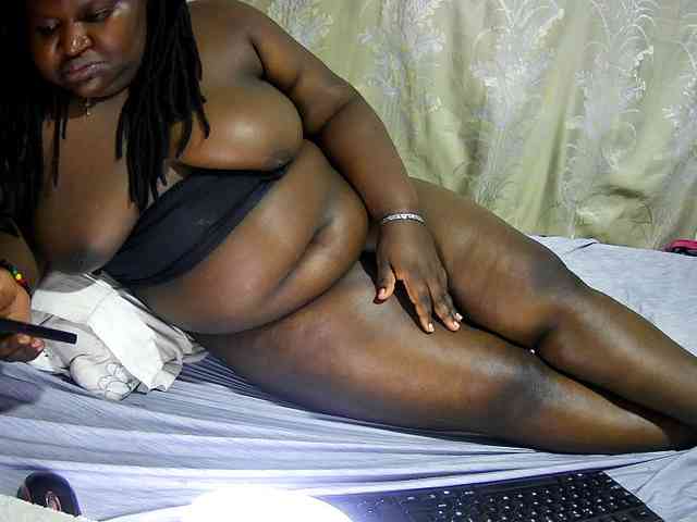 chubby-cherry webcam