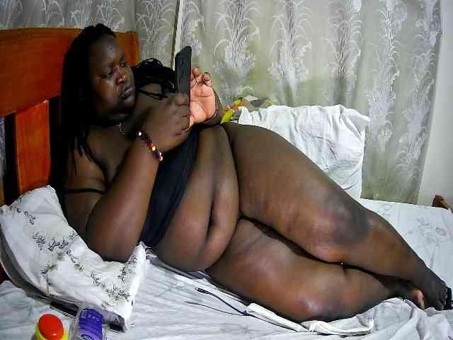 chubby-cherry webcam