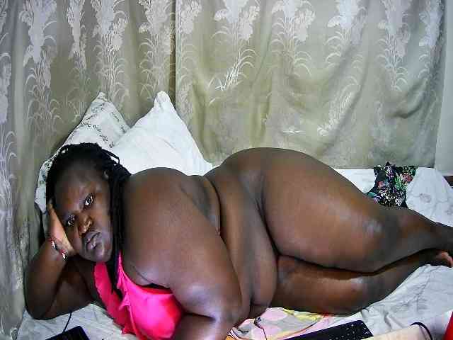 chubby-cherry webcam