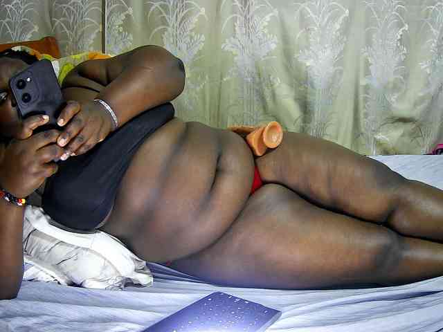chubby-cherry webcam