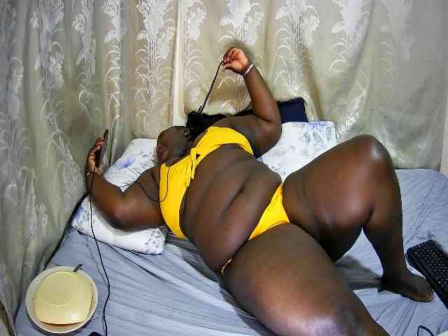 chubby-cherry webcam