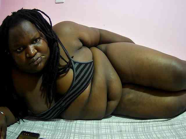 chubby-cherry webcam