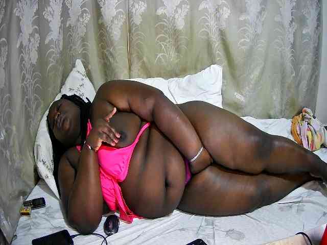 chubby-cherry webcam