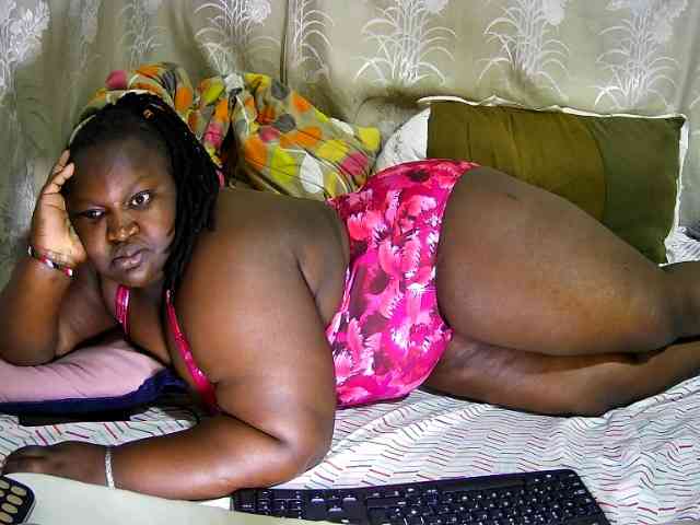 chubby-cherry webcam