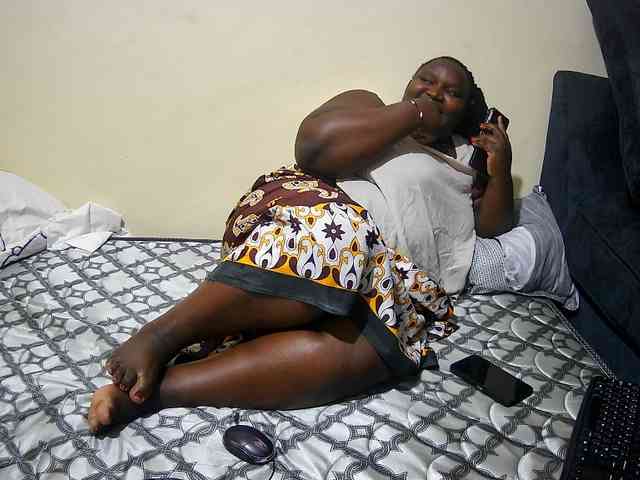 chubby-cherry webcam