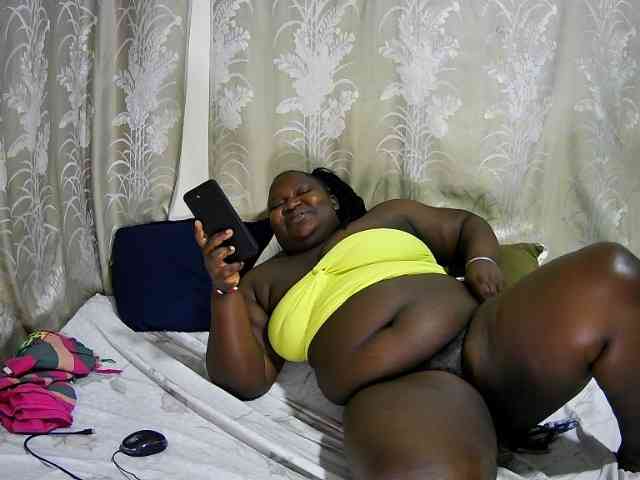 chubby-cherry webcam