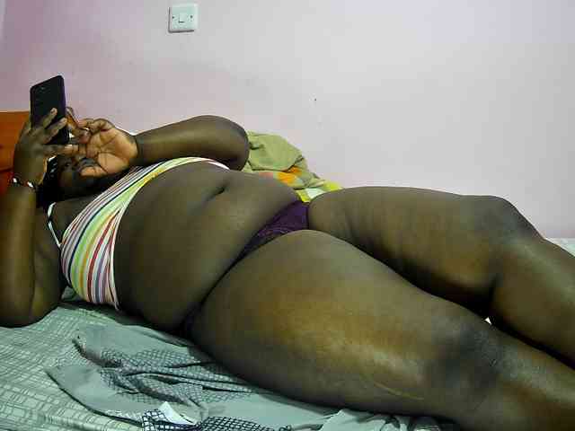 chubby-cherry webcam