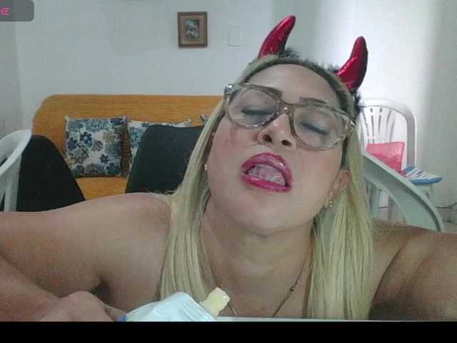 Hotmommyxxx