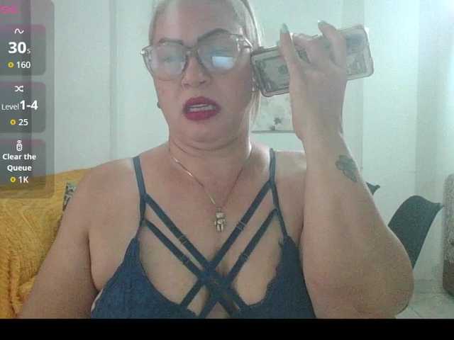 Hotmommyxxx