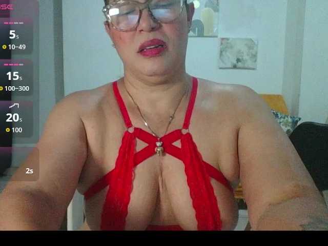 Hotmommyxxx
