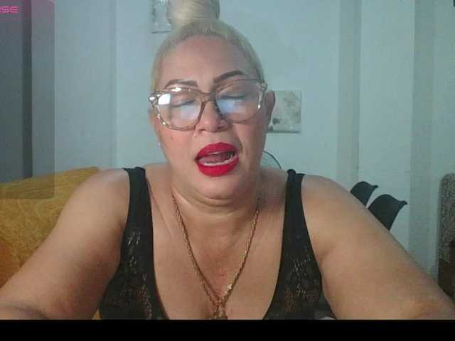 Hotmommyxxx