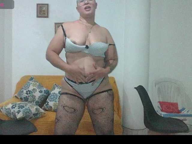 Hotmommyxxx