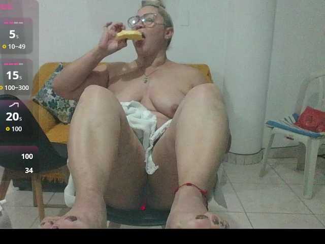Hotmommyxxx live cam on BongaCams