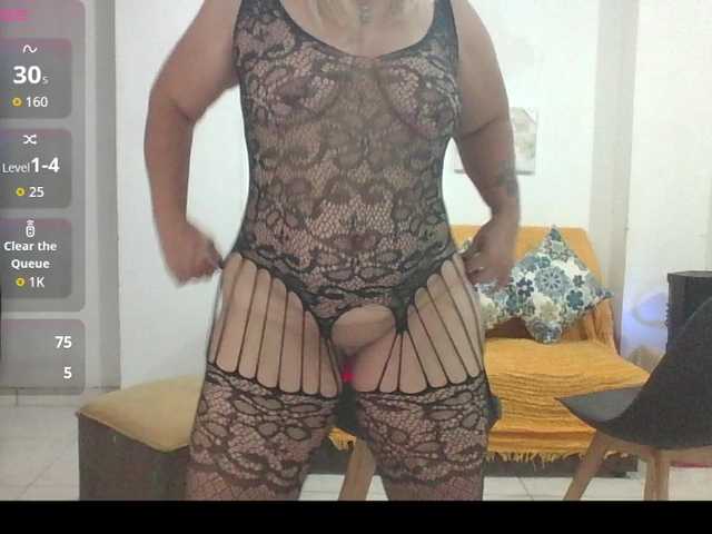 Hotmommyxxx live cam on BongaCams