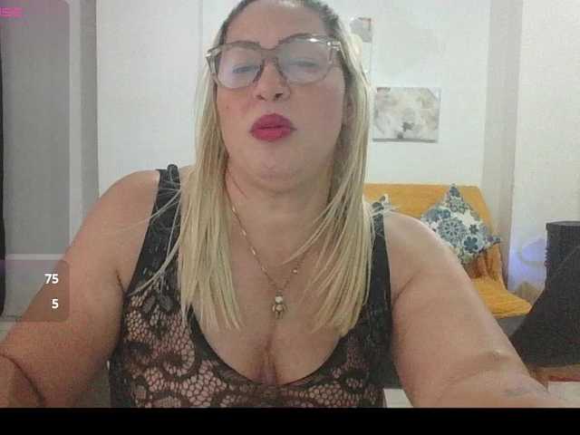 Hotmommyxxx