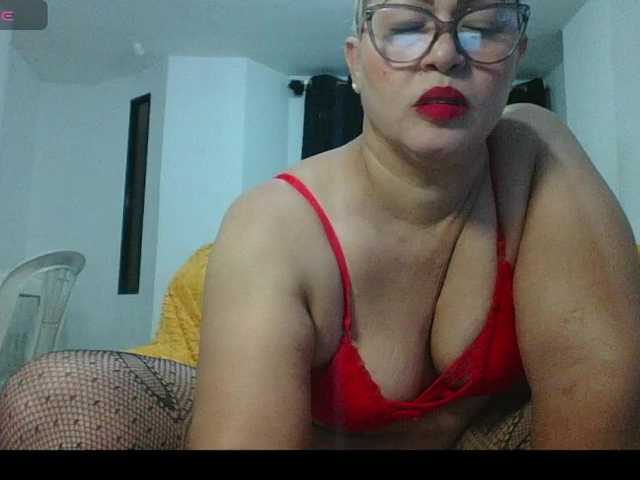 Hotmommyxxx