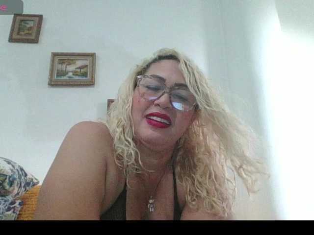 Hotmommyxxx