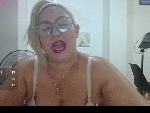 Hotmommyxxx