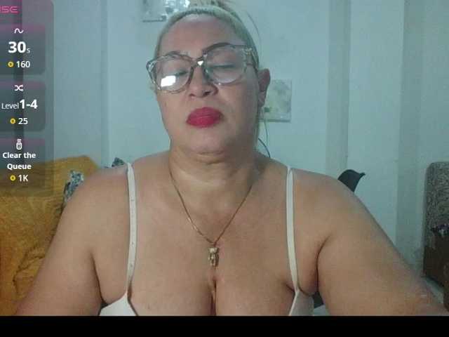 Hotmommyxxx