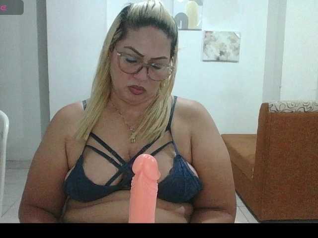 Hotmommyxxx