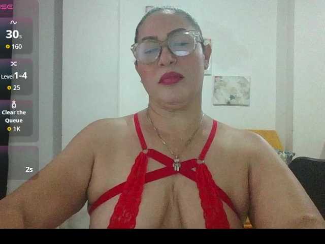 Hotmommyxxx