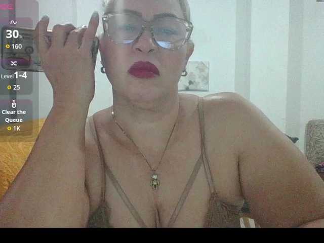 Hotmommyxxx