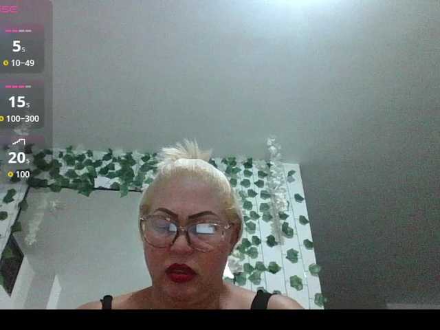 Hotmommyxxx