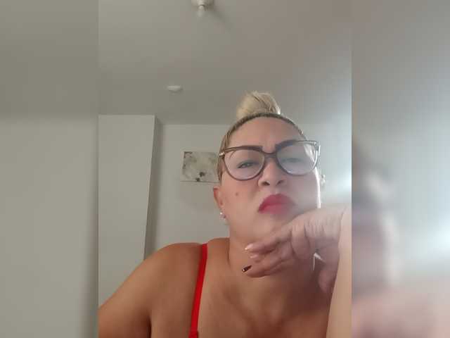 Hotmommyxxx