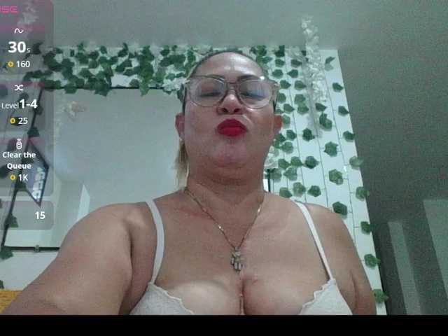 Hotmommyxxx