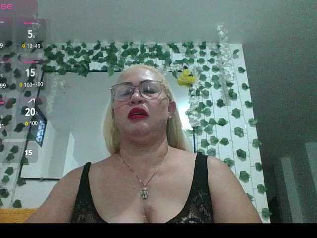 Hotmommyxxx