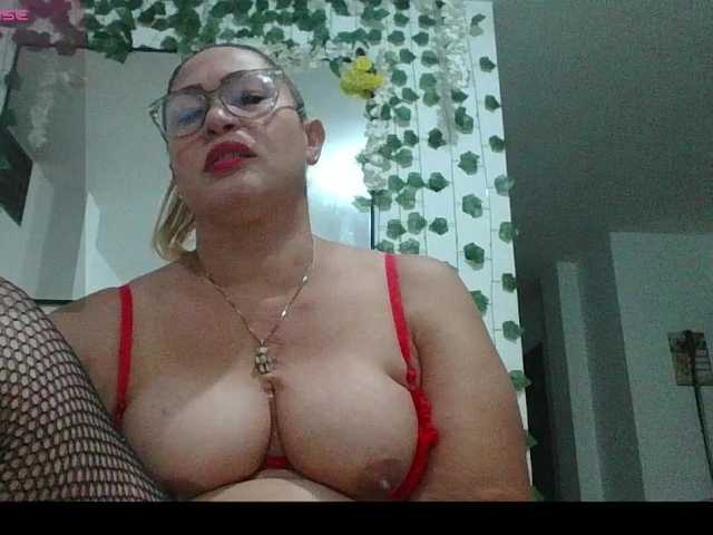 Hotmommyxxx