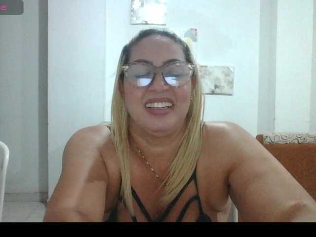Hotmommyxxx