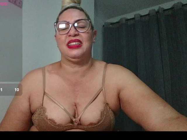 Hotmommyxxx