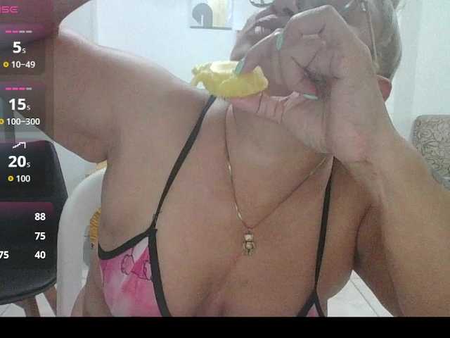 Hotmommyxxx