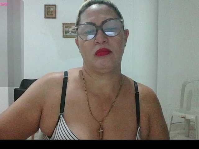 Hotmommyxxx
